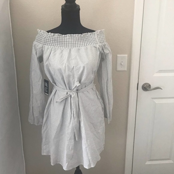 Express White And Grey Striped 3/4 Sleeved Shirt Dress Size M - Picture 4 of 4